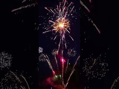 188 colpi di torta, fuochi d'artificio, pirotecnia, saluto per festeggiare
