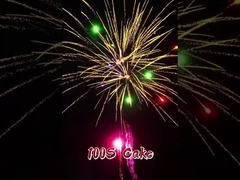 Fuochi d'artificio a torta all'ingrosso da 100 colpi, fuochi d'artificio per consumatori da 1,4G per festival, fuochi d'artificio all'aperto