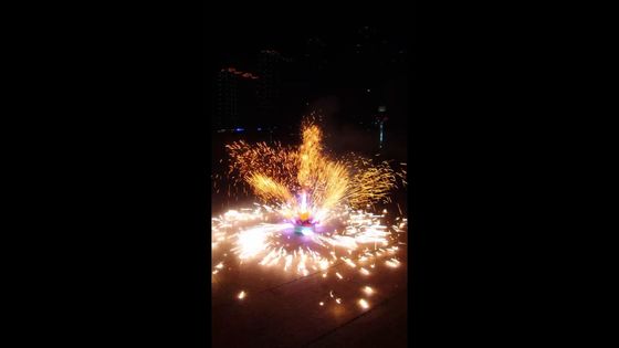 Lotus Flower Fountains Fireworks Outdoor di filatura che scintilla per i festival