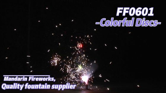 Pirotecnica cinese dei fuochi d'artificio a terra della fontana del partito per la celebrazione di Natale