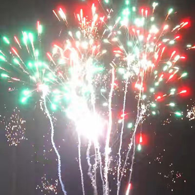 Al dettaglio lupo urlante pirotecnica torta fuochi d'artificio 2024 buon prezzo prodotti per l'outdoor dalla fabbrica cinese