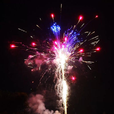 2025 Nuovo 1.4 Pro Torta fuochi d'artificio 200 colpi Torta pirotecnica Consumo fuochi d'artificio Torta per Natale