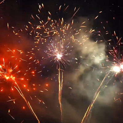 Cina Esportazione W Forma Torta fuochi d'artificio pirotecnica professionale torta fuochi d'artificio effetti speciali fuochi d'artificio personalizzati 1.3g