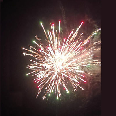 Fabbrica di mandarini di Liuyang Fuochi d'artificio di carta all'ingrosso 1.4g pirotecnica 2 pollici 25 colpi torta fuochi d'artificio per eventi festivi Natale